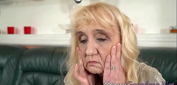  Mature old tongued blonde blows